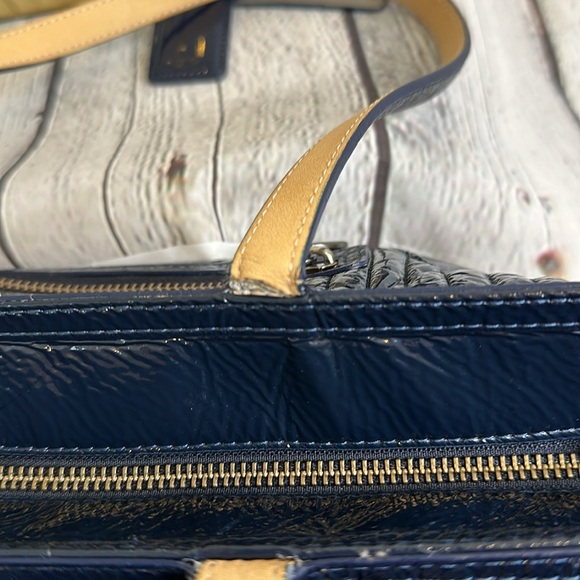 Coach Poppy navy liquid glass shoulder or tote bag - Picture 11 of 16